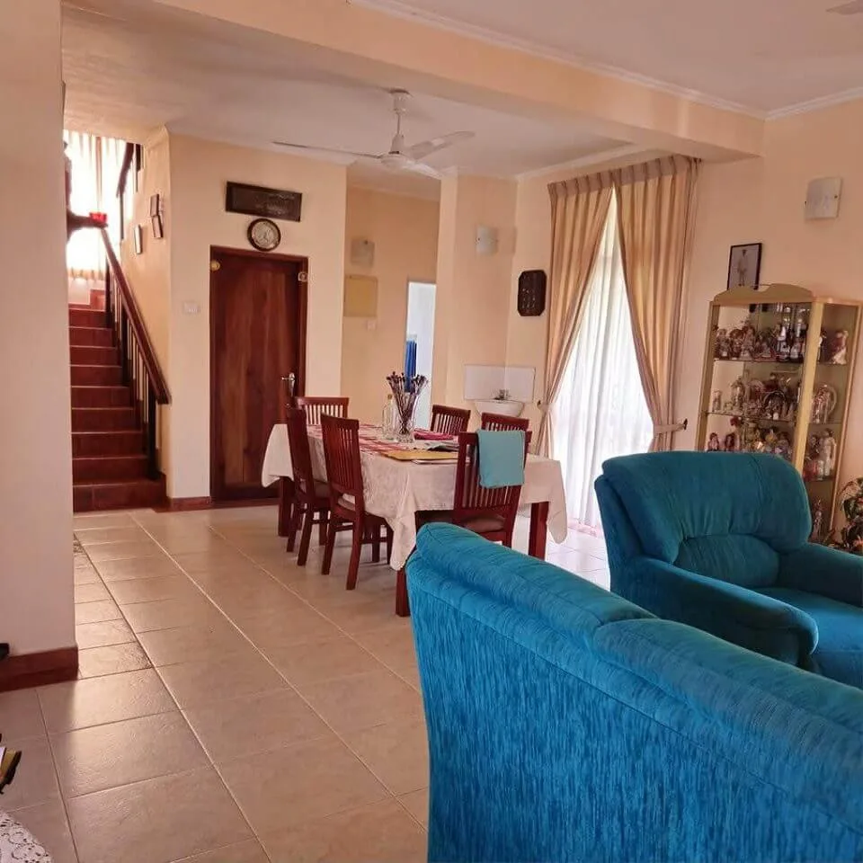 Glenwood Malabe living and dining area